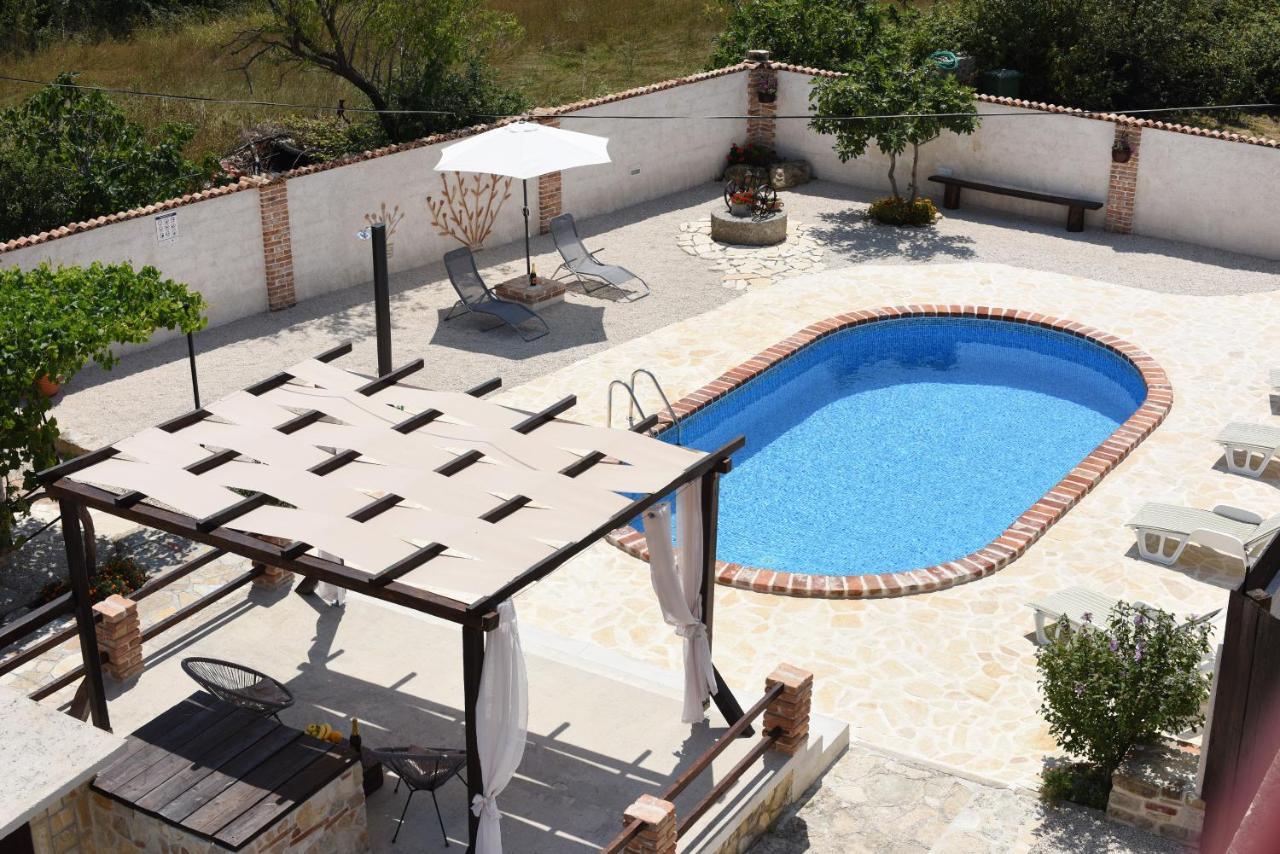 House & Apartment Palaca Donji Zemunik Exterior foto